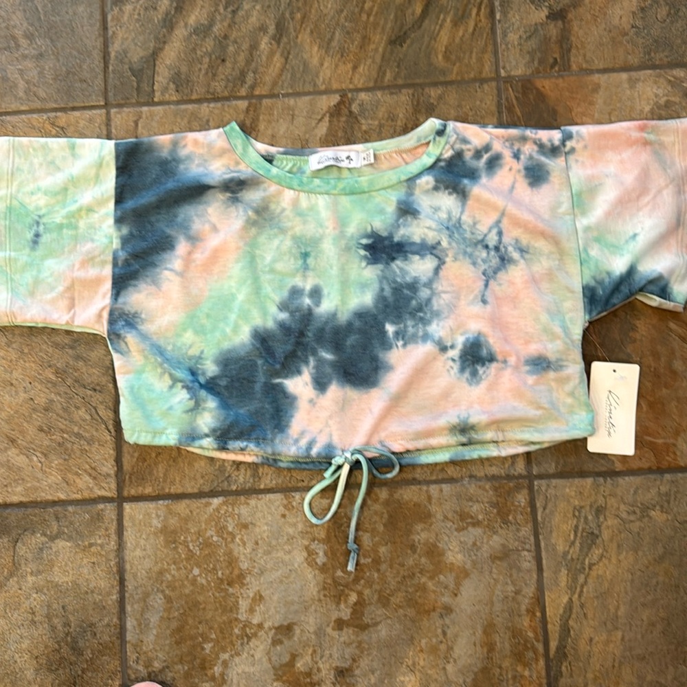 Tye dye crop shirt